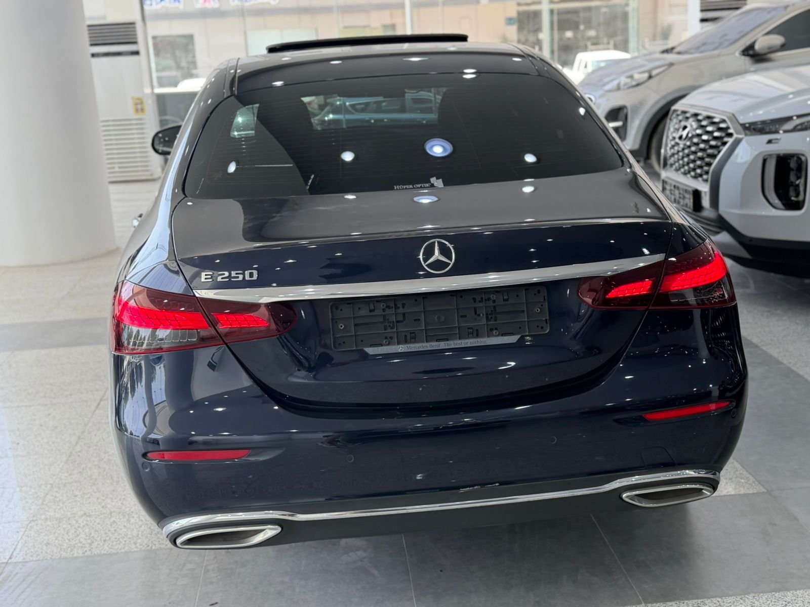 مرسيدس E250 2022 وارد كوريا ممشى 100 الف